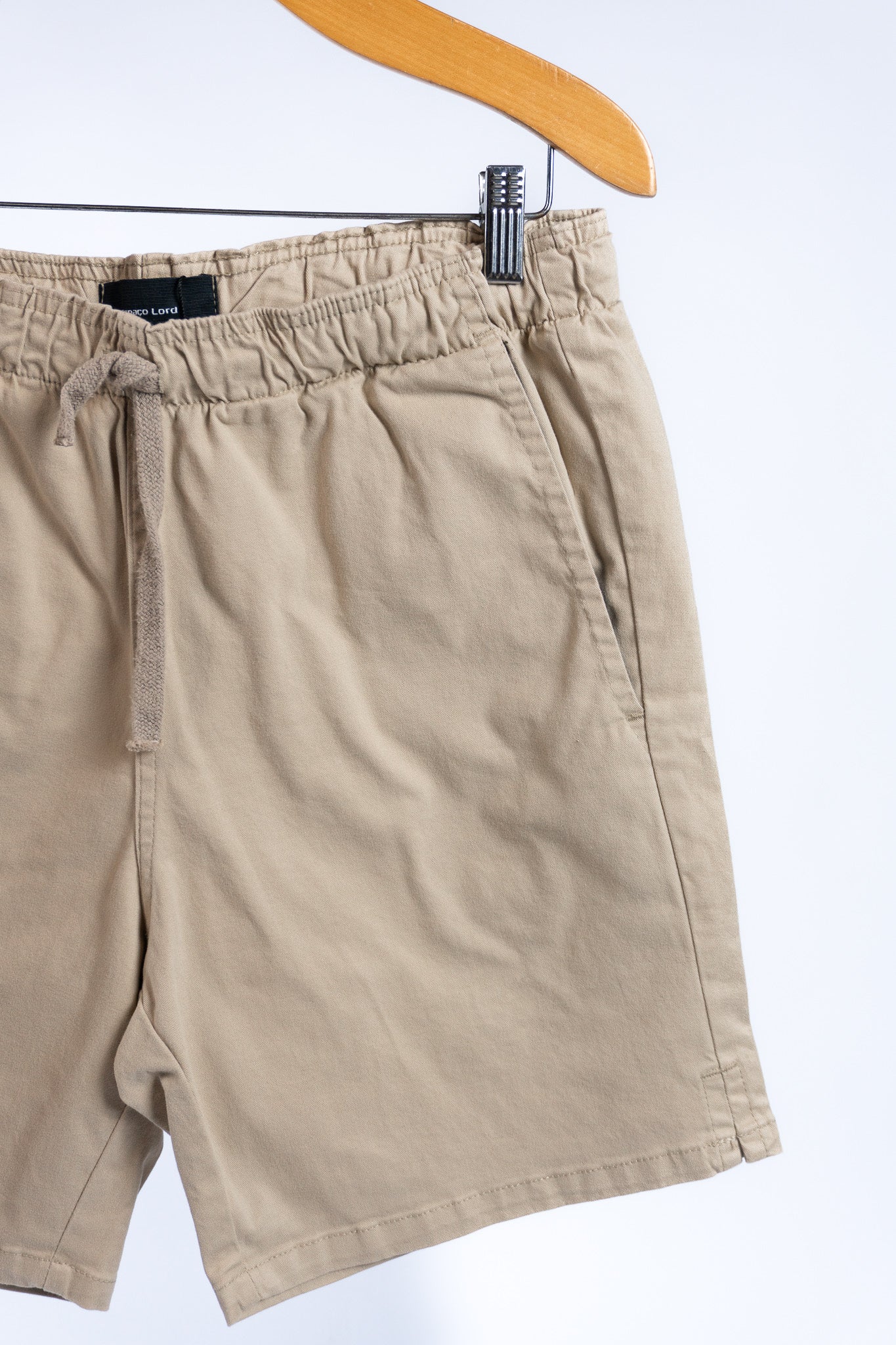 SHORT SARJA