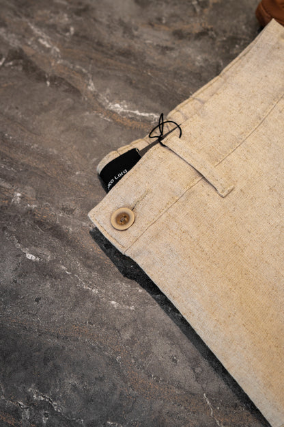 Bermuda linho marinho.