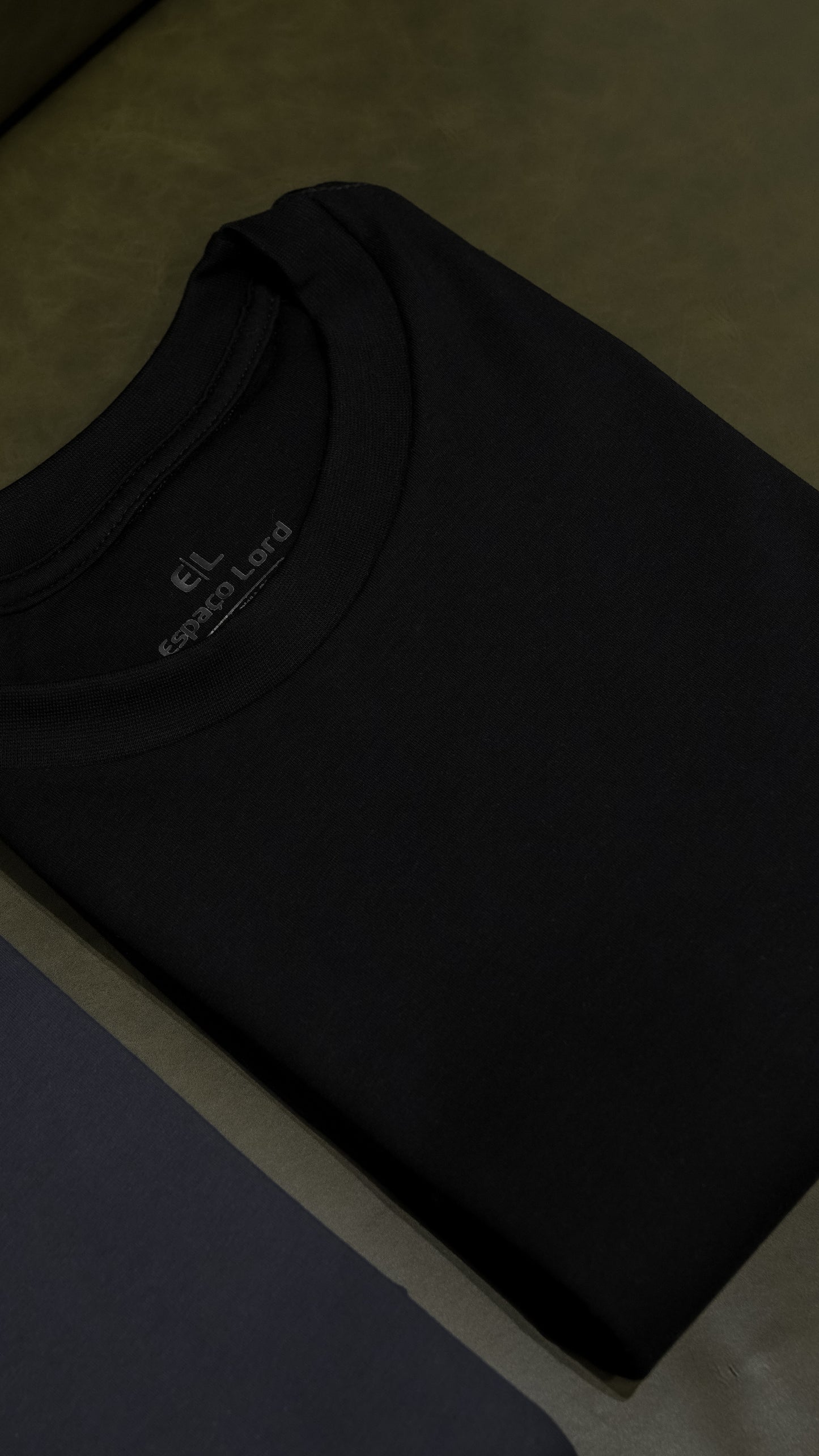 Camiseta preta - special pima touch.