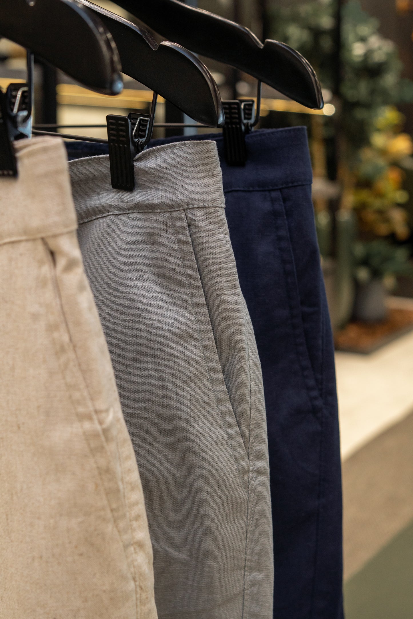 Bermuda linho marinho.