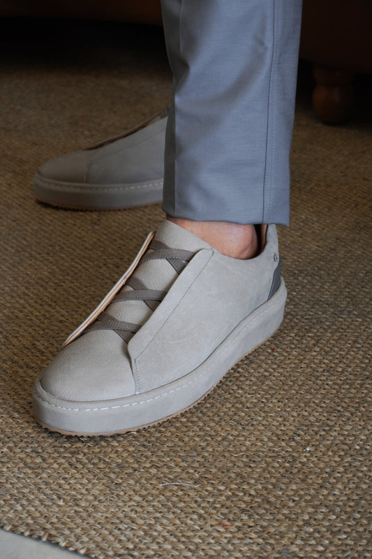 Sneaker X (tênis monocromático)